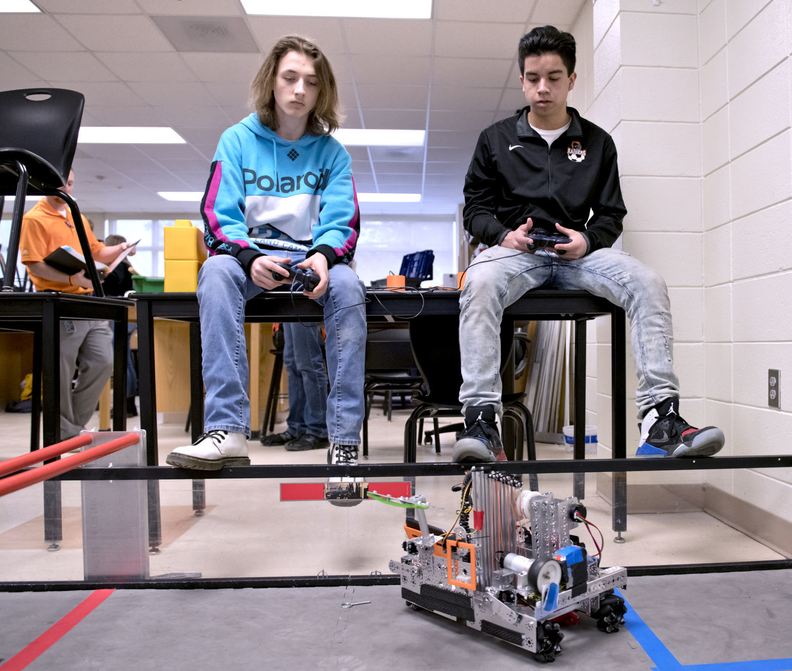 East High robotics team qualifies for state